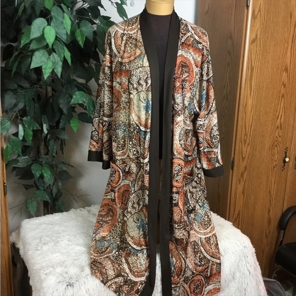 St Michael was a brand owned and used by British retailer Marks & Spencer - Picture 1 of 11